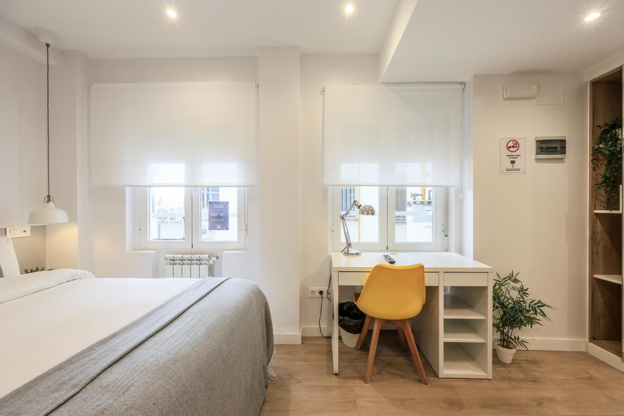 Amazinn Places Blasco De Garay 105 Madrid Exterior photo