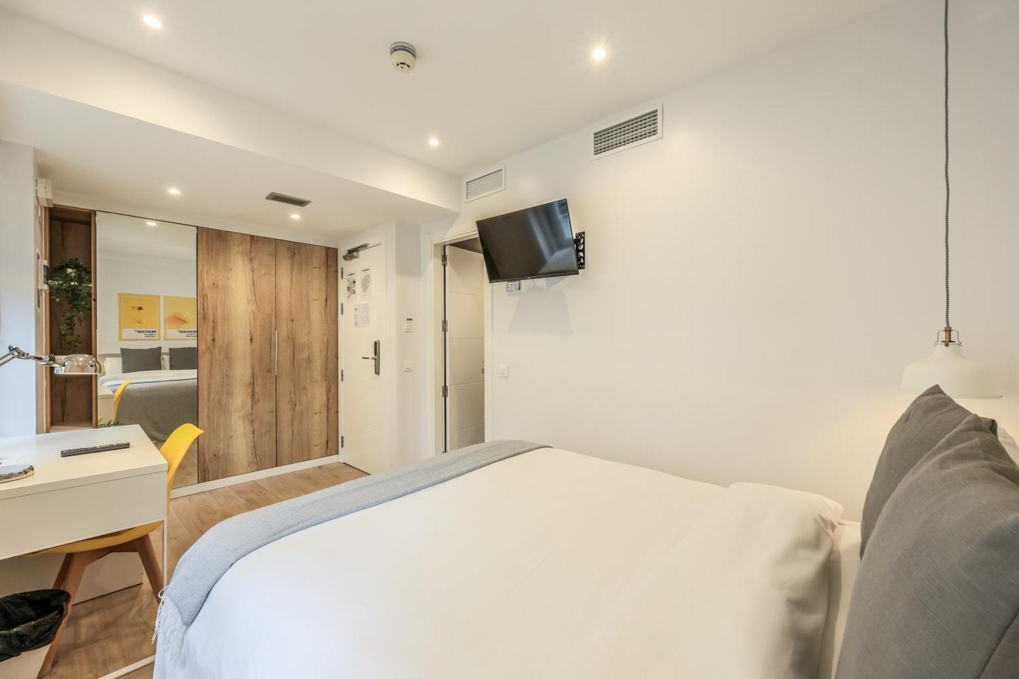 Amazinn Places Blasco De Garay 105 Madrid Exterior photo